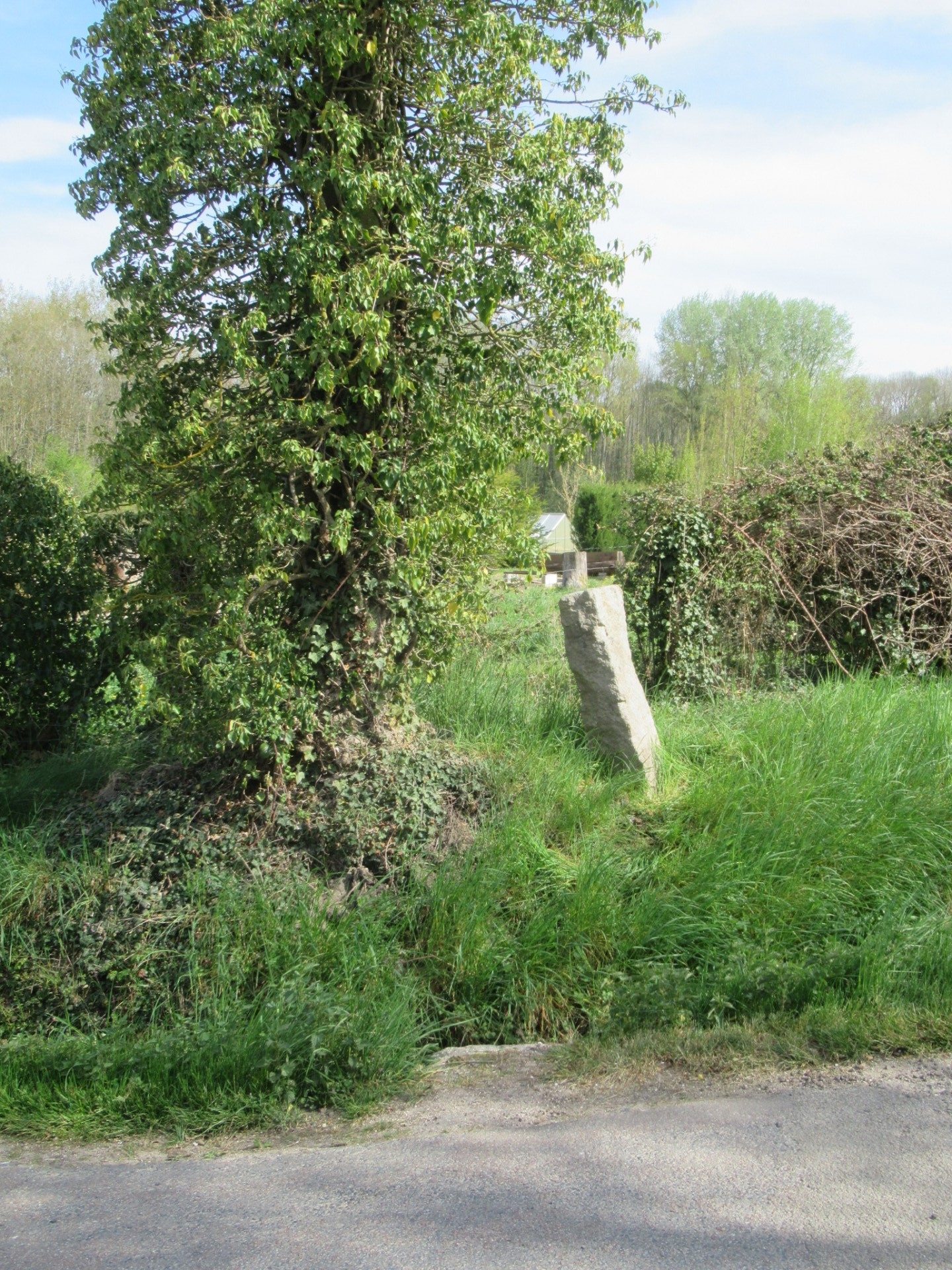 Borne cistercienne n 40 moulin de ville