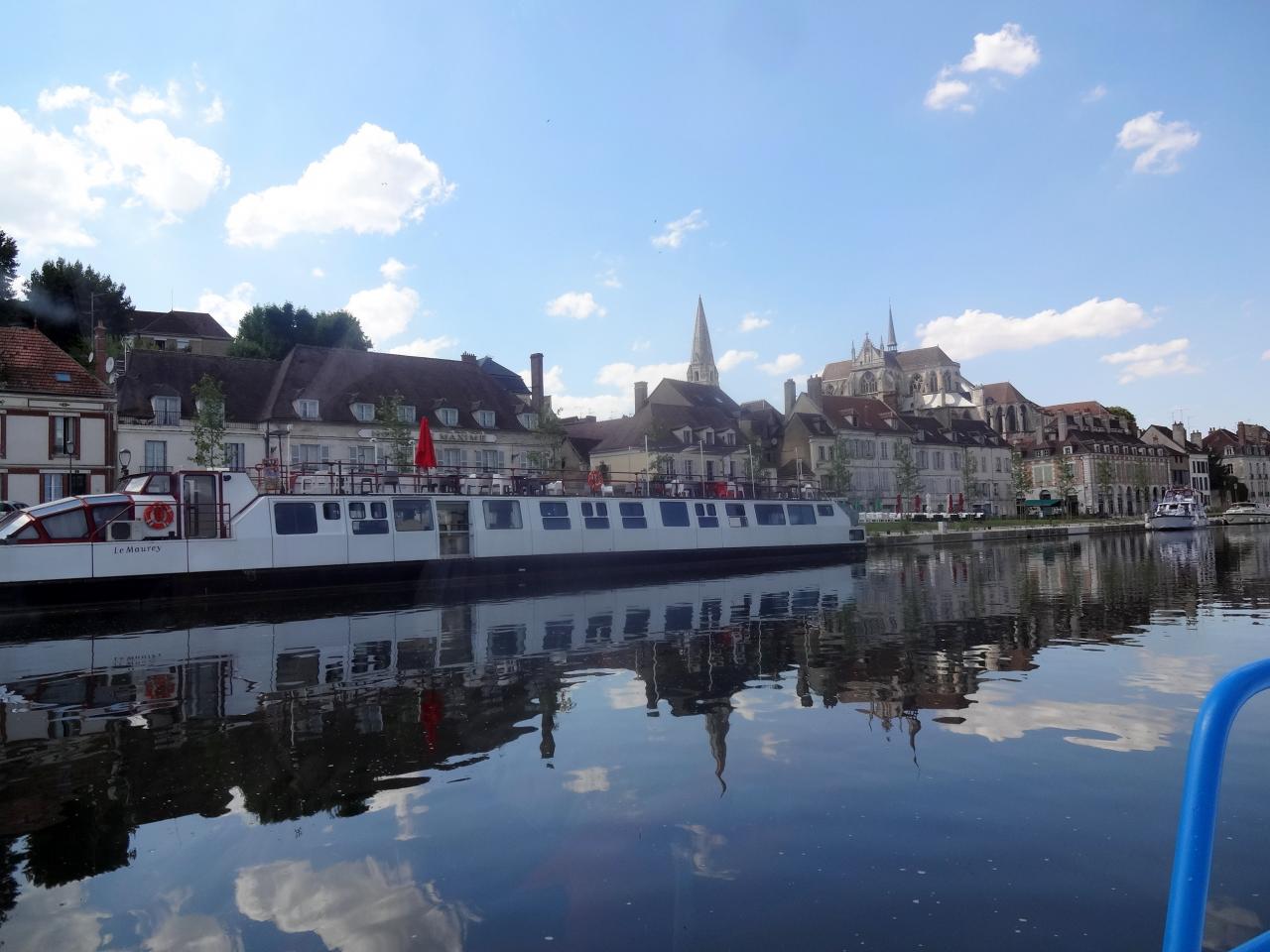 Les Pas Pressés sortie Bateau Auxerre (72)